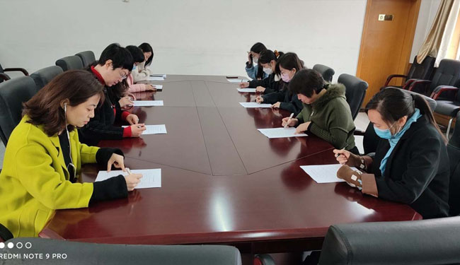 设计公司举办了 “迎三八，有作为”的知识竞赛